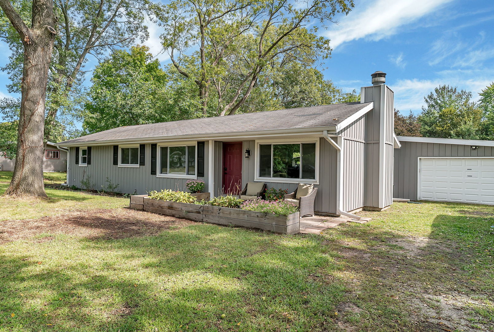 35737 Jay Drive Property Photo 1