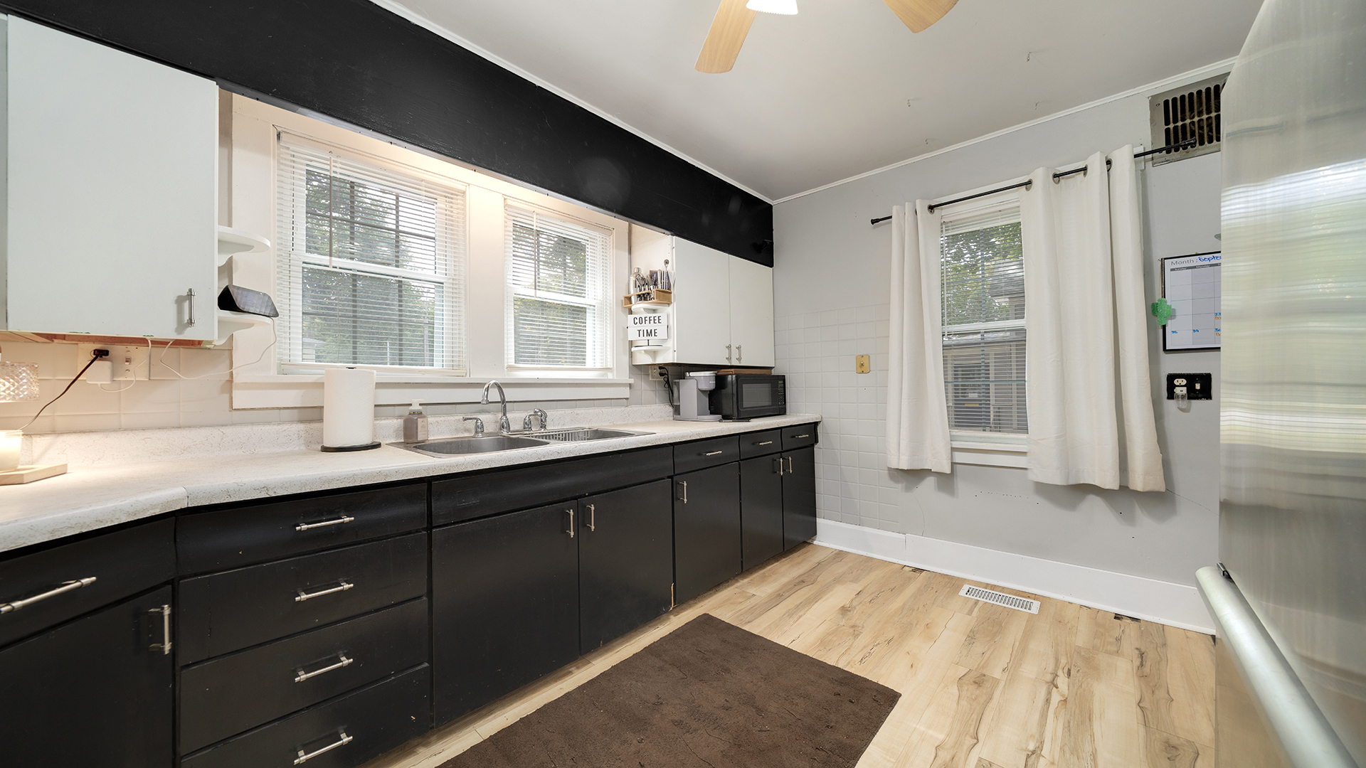 708 W Washington Street Property Photo 10