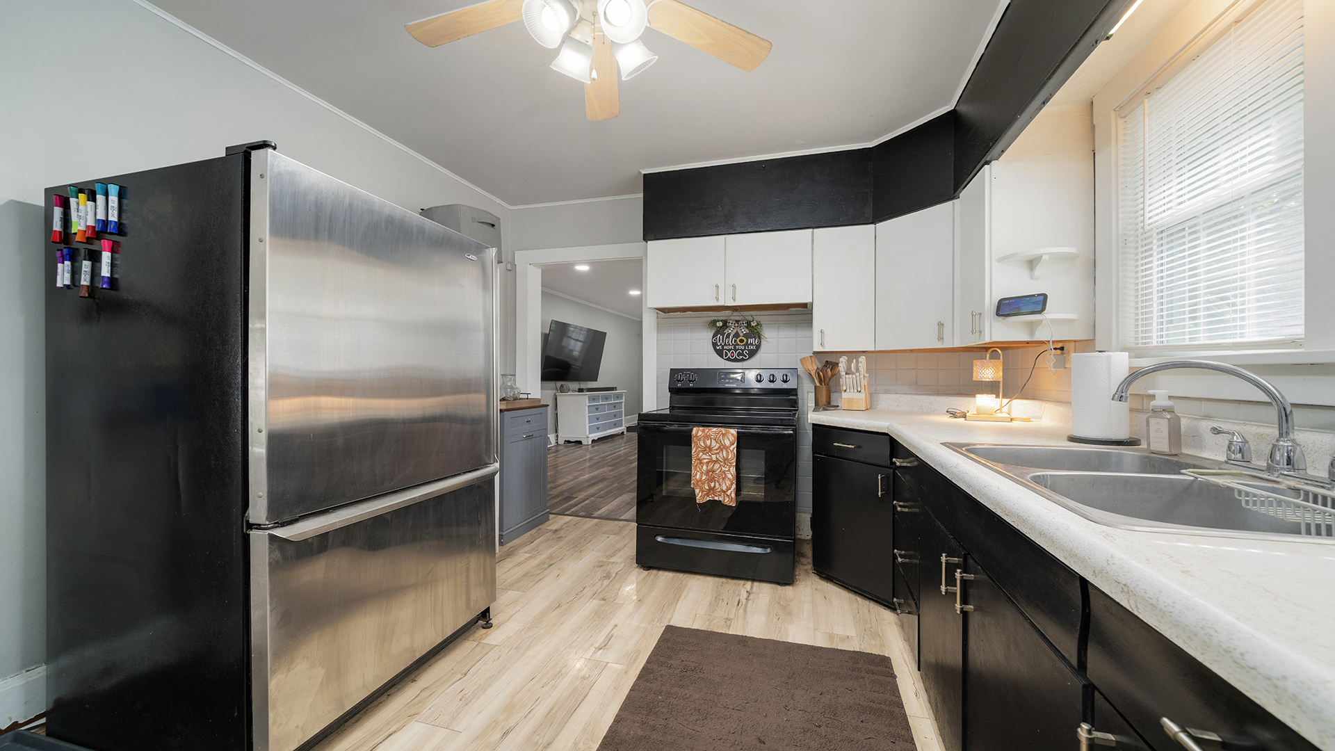 708 W Washington Street Property Photo 12