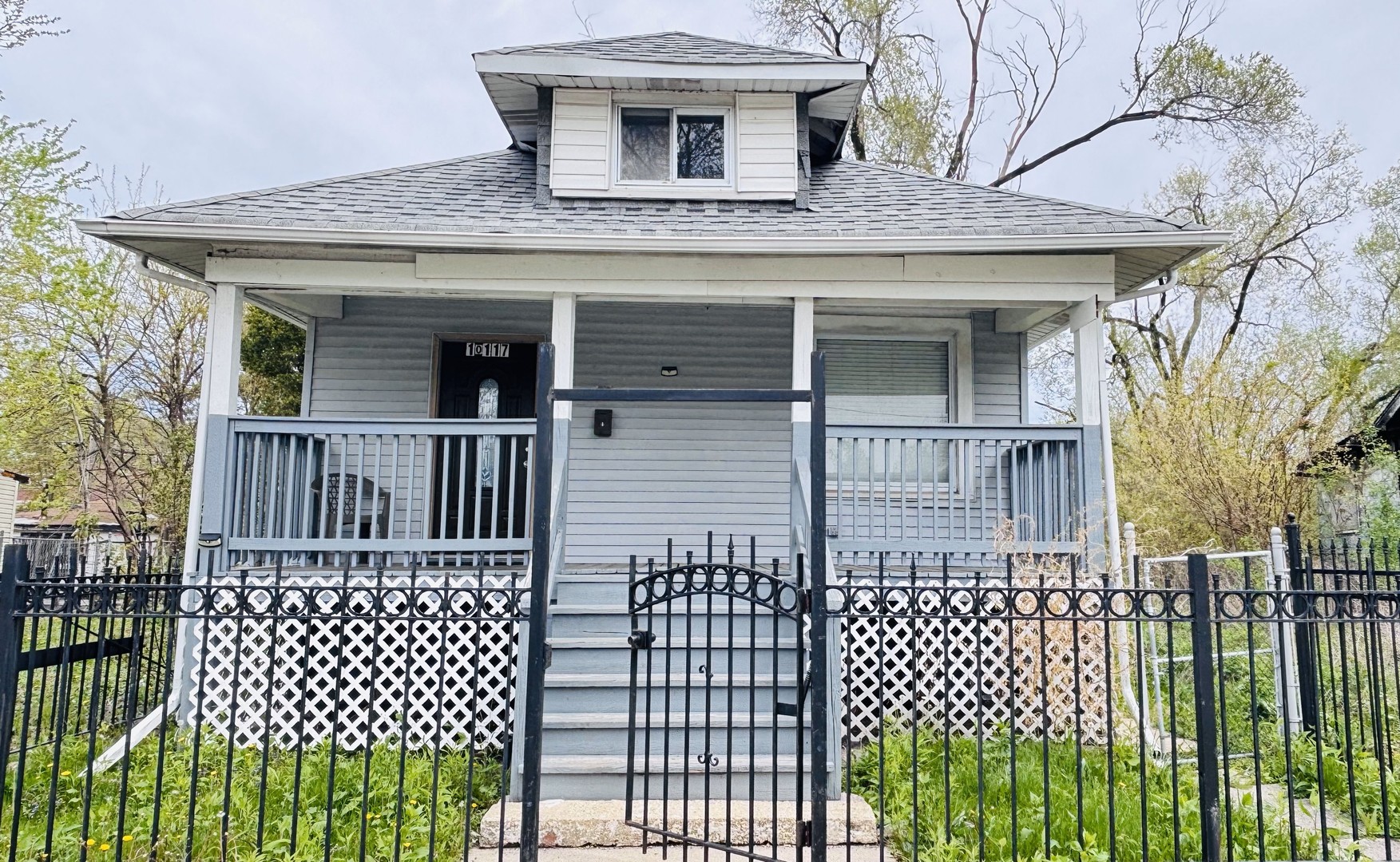 10117 S Perry Avenue Property Photo 1