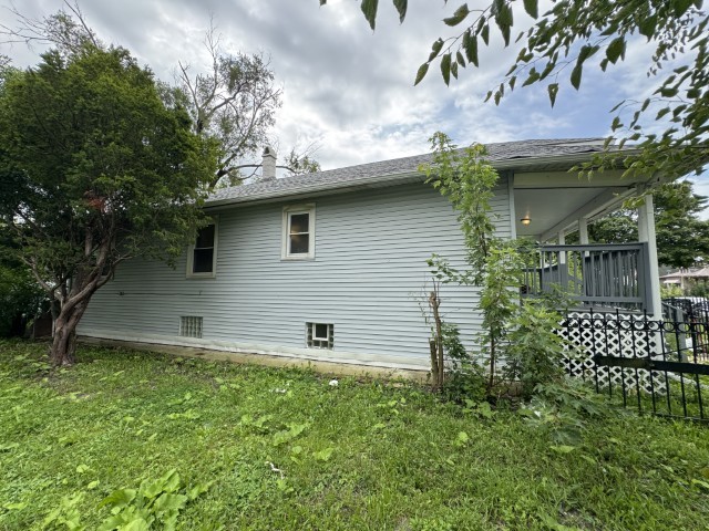 10117 S Perry Avenue Property Photo 3