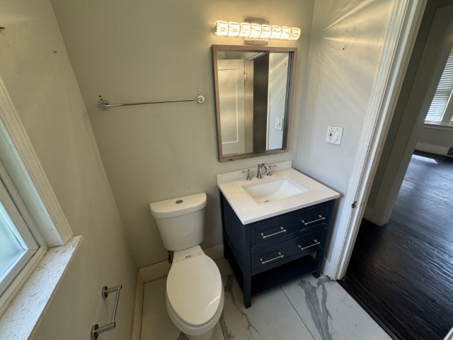 10117 S Perry Avenue Property Photo 11
