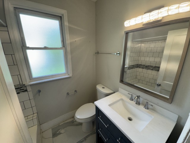 10117 S Perry Avenue Property Photo 13