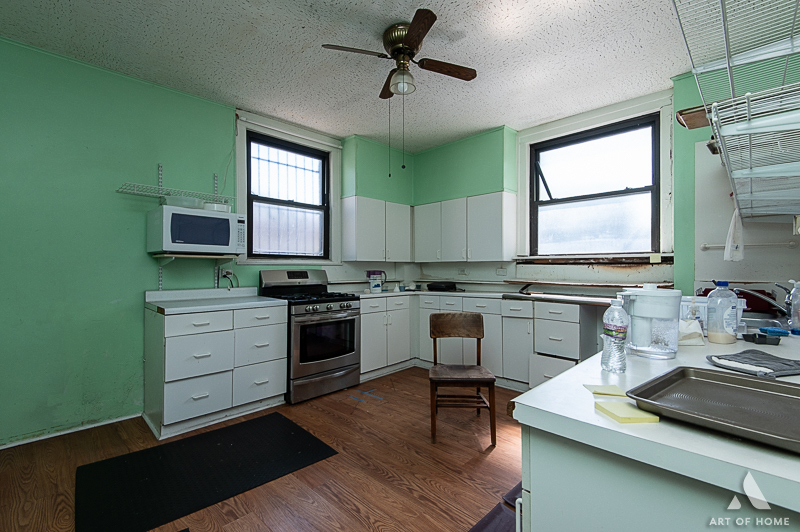 1949 W 48th Street Property Photo 9