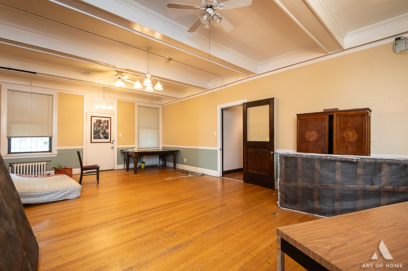 1949 W 48th Street Property Photo 12