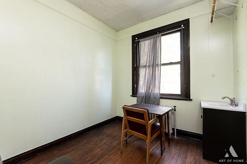 1949 W 48th Street Property Photo 34