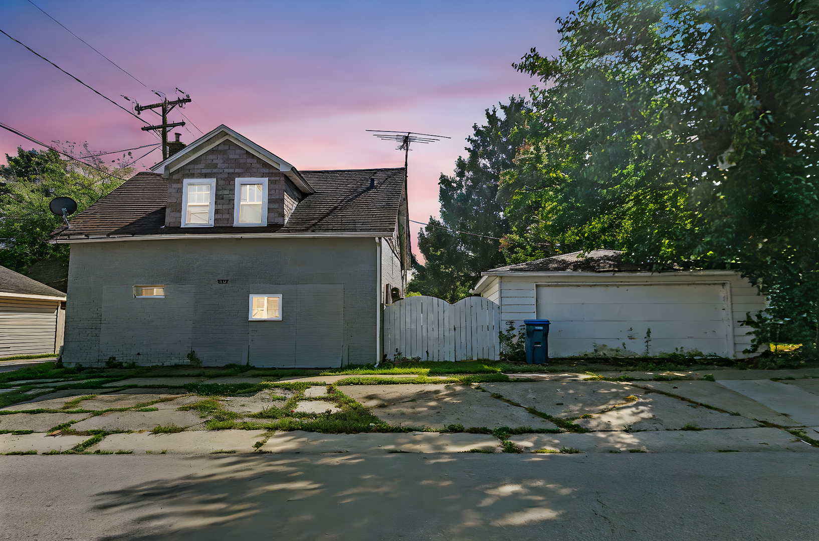 1101 Adams Street Property Photo 1