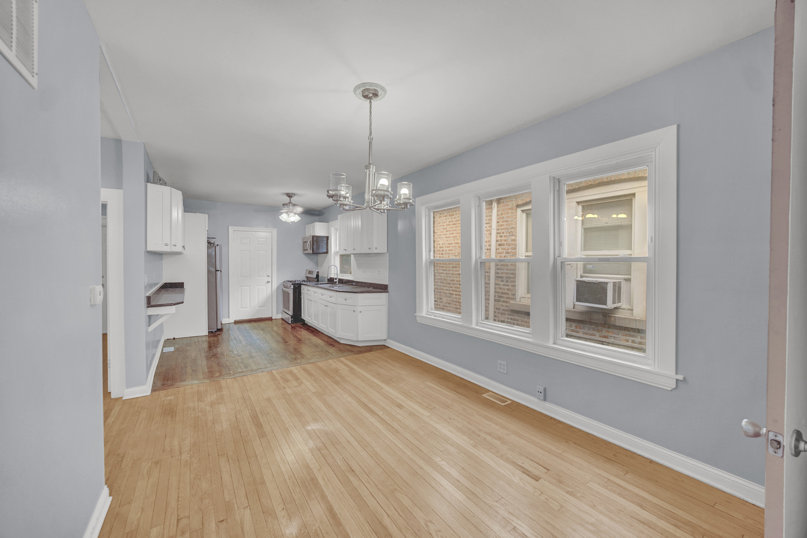 7316 S Woodlawn Avenue Property Photo 14