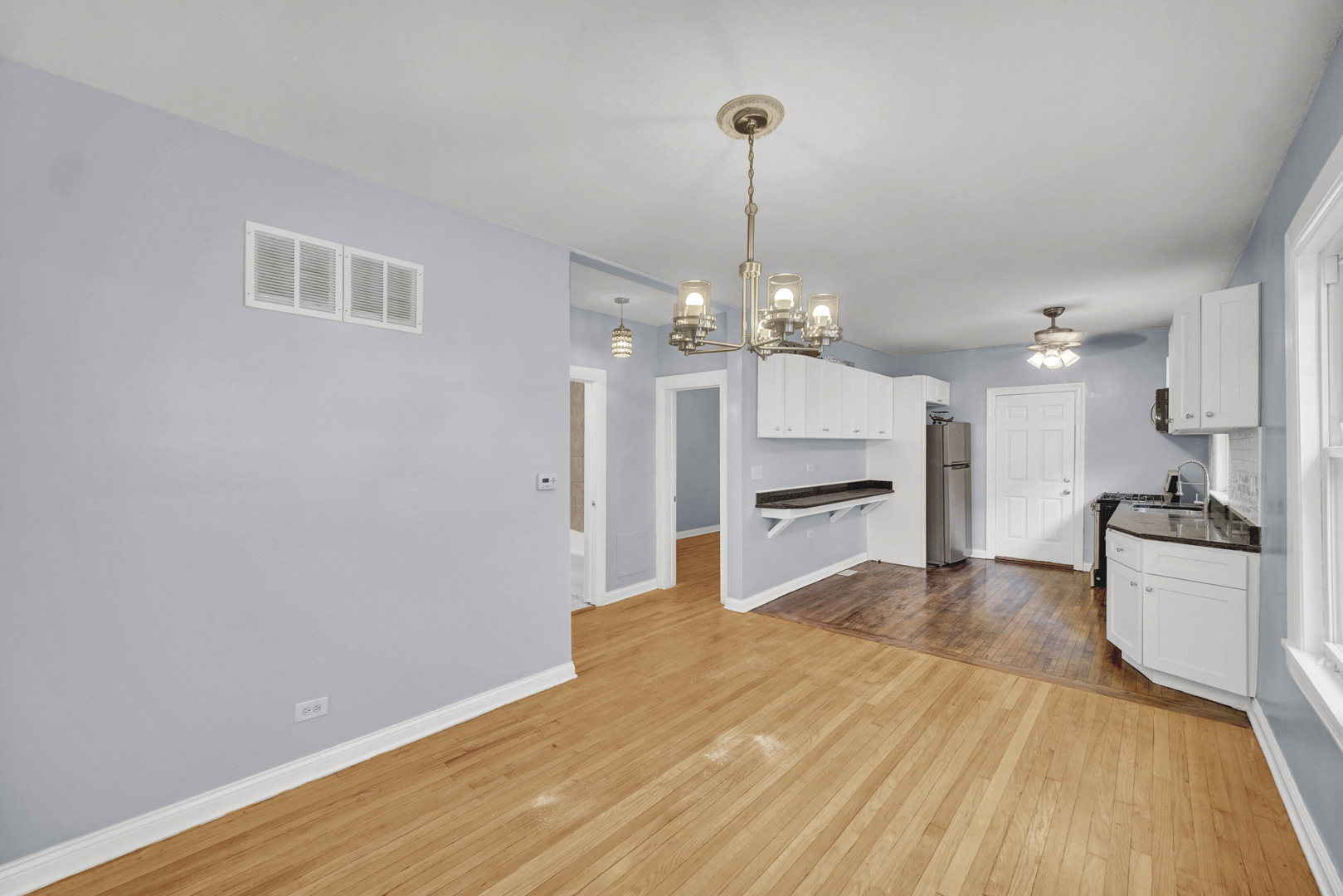 7316 S Woodlawn Avenue Property Photo 15