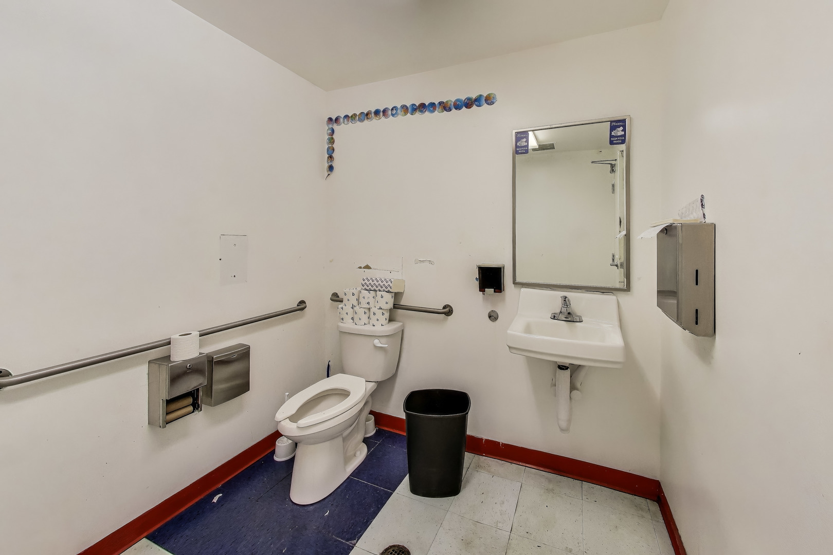 2255 W 95th Street Property Photo 5