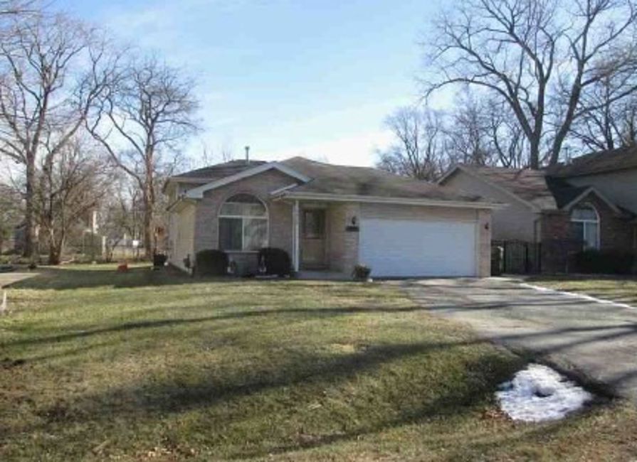 16107 Spaulding Avenue Property Photo 2