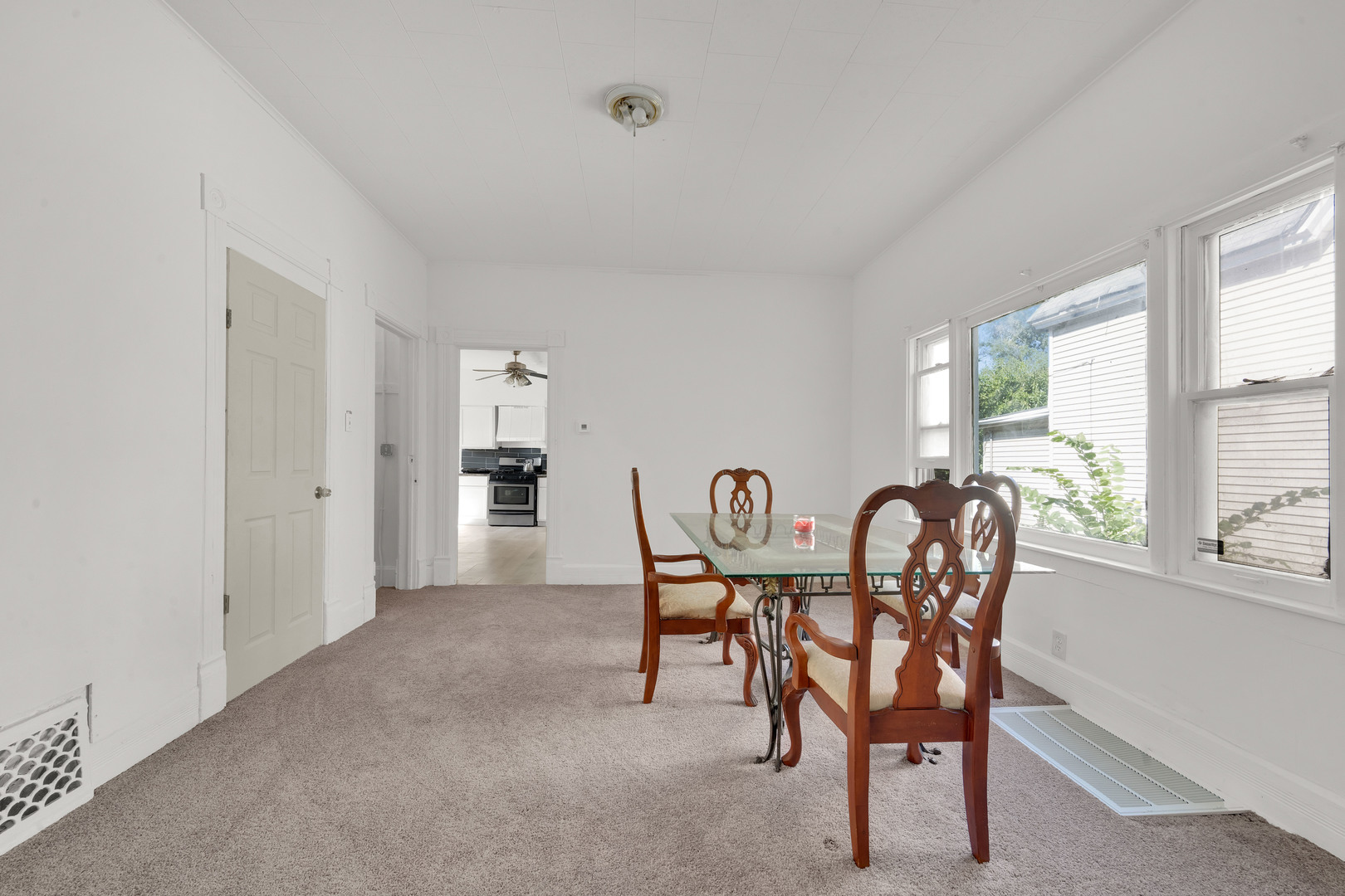 11548 S State Street Property Photo 5