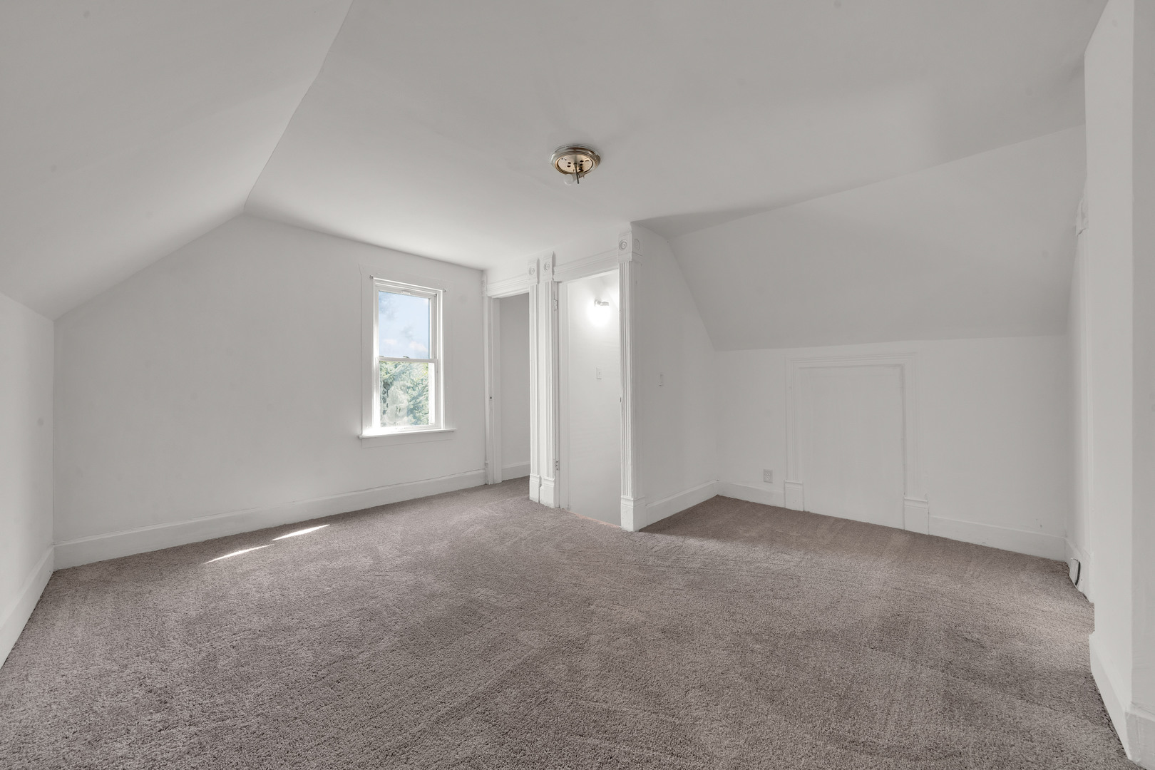 11548 S State Street Property Photo 14