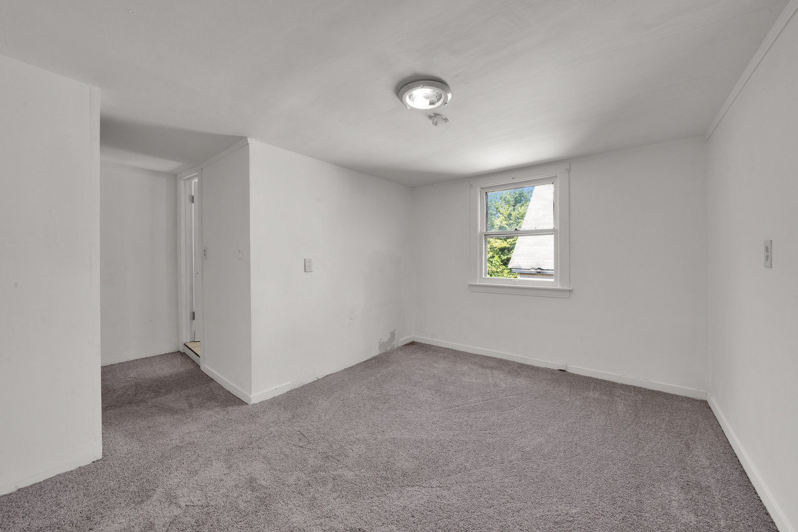 11548 S State Street Property Photo 17
