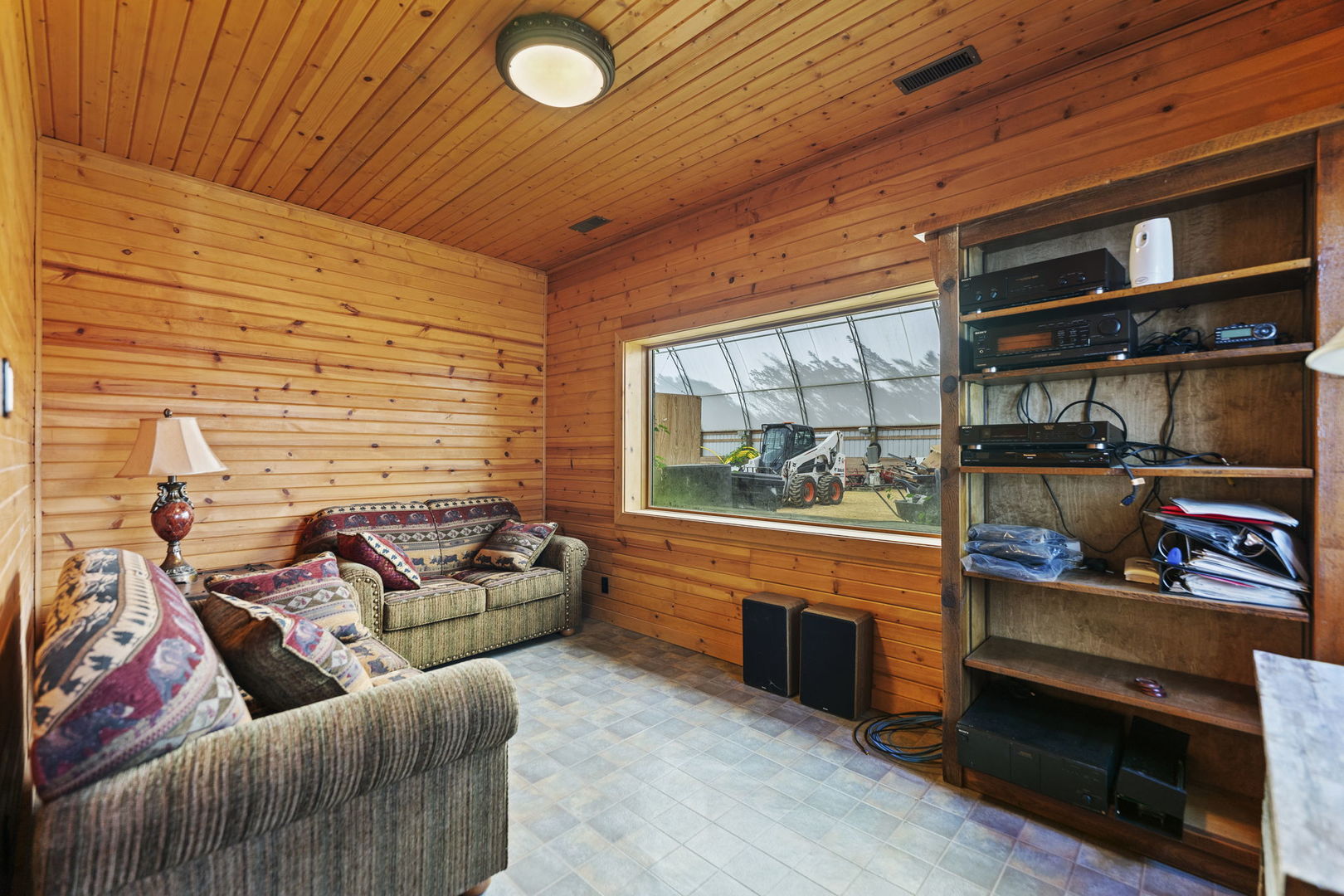 5382 Guilford Road Property Photo 15