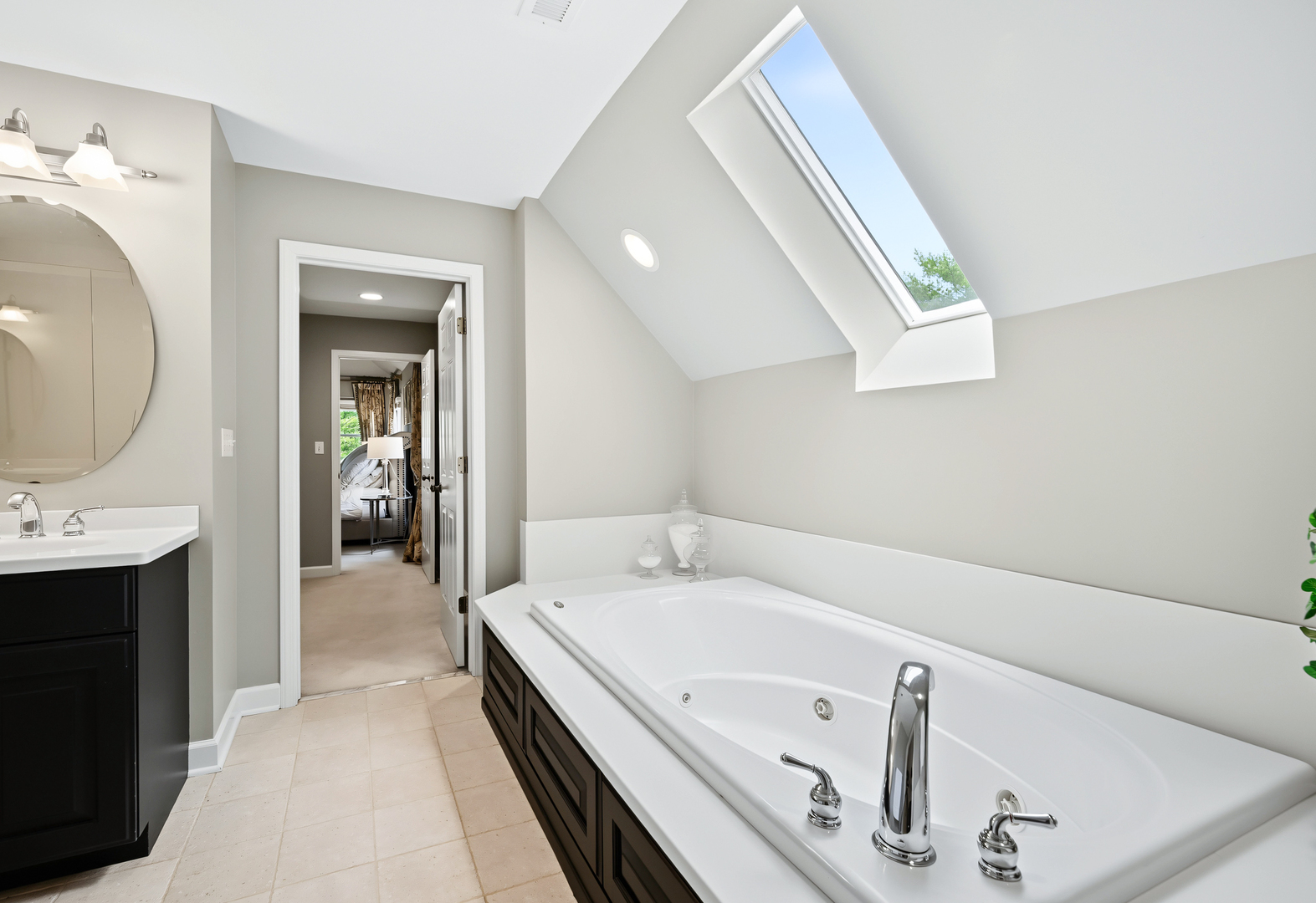 1028 Shady Lane Property Photo 33