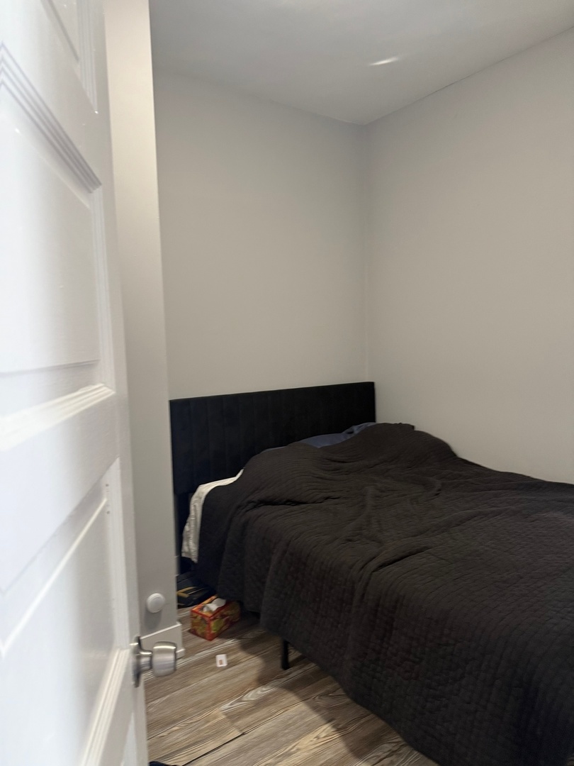 827 N Fairfield Avenue Property Photo 18