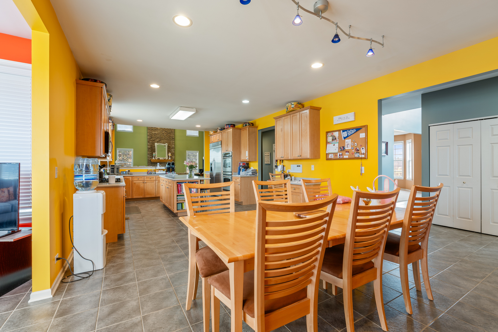 809 Magnuson Court Property Photo 6