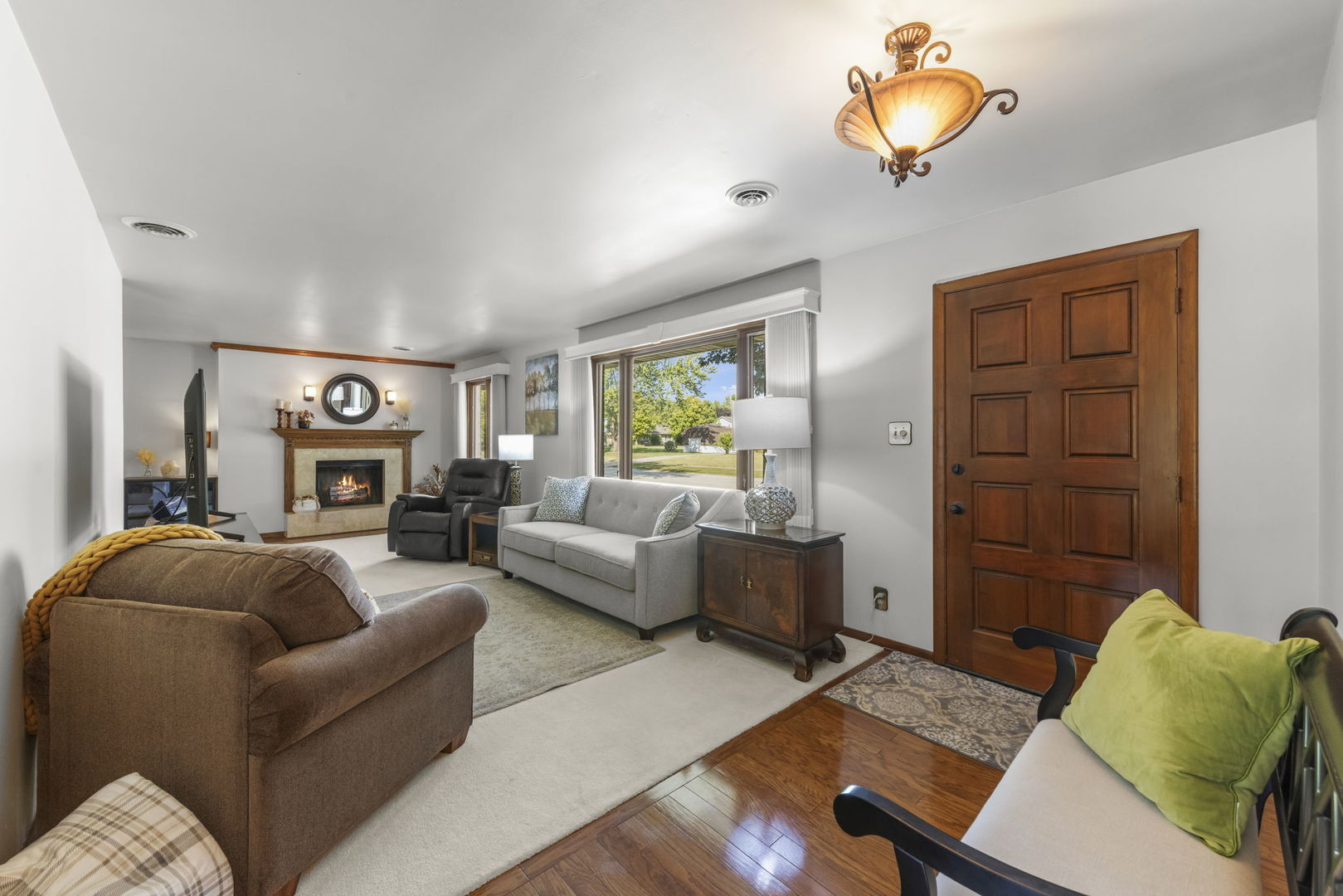 20651 Thomas Drive Property Photo 4