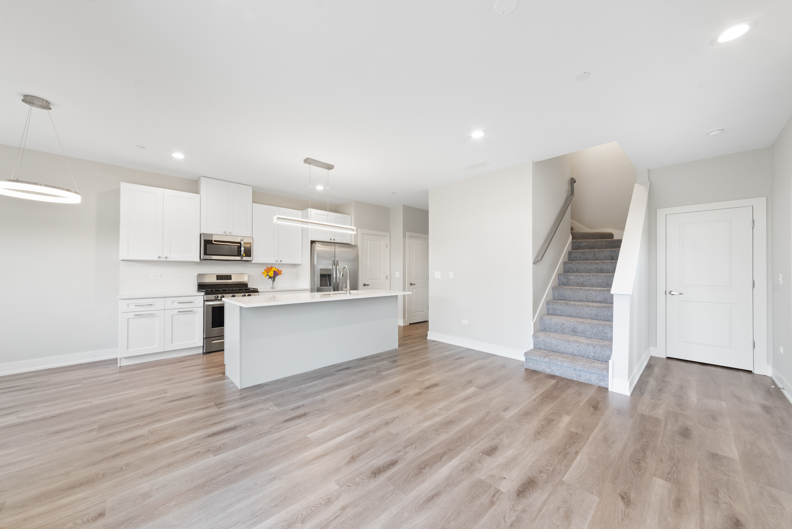28297 Torch Parkway Property Photo 6