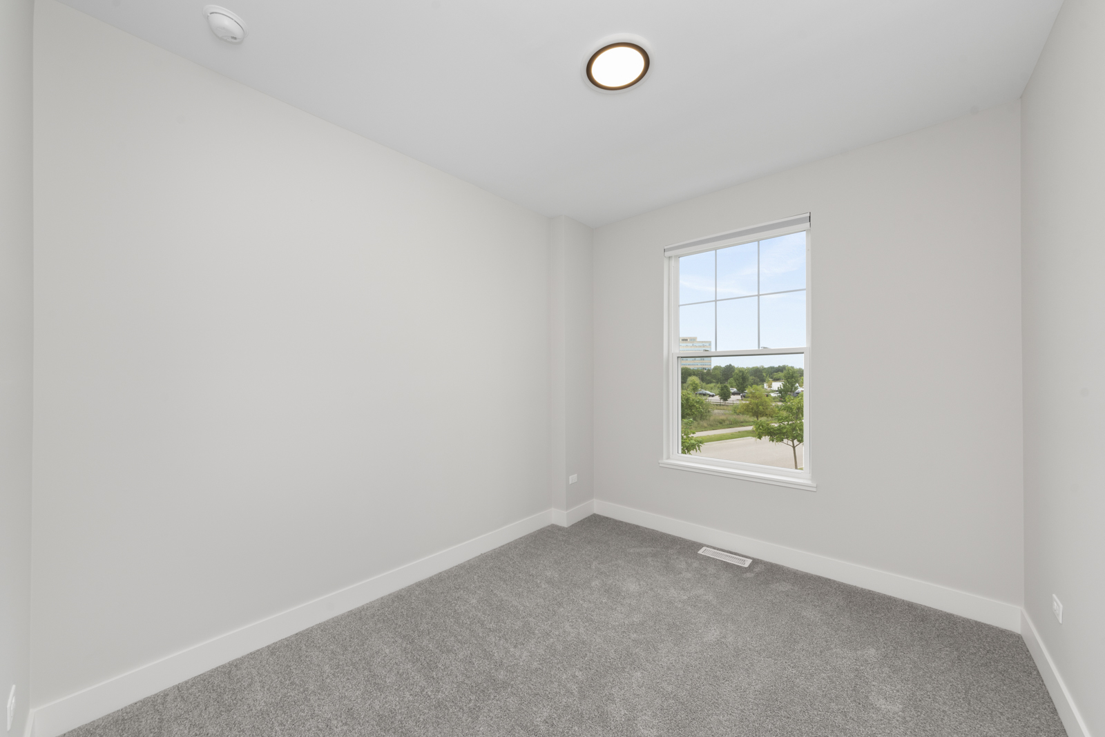 28297 Torch Parkway Property Photo 16