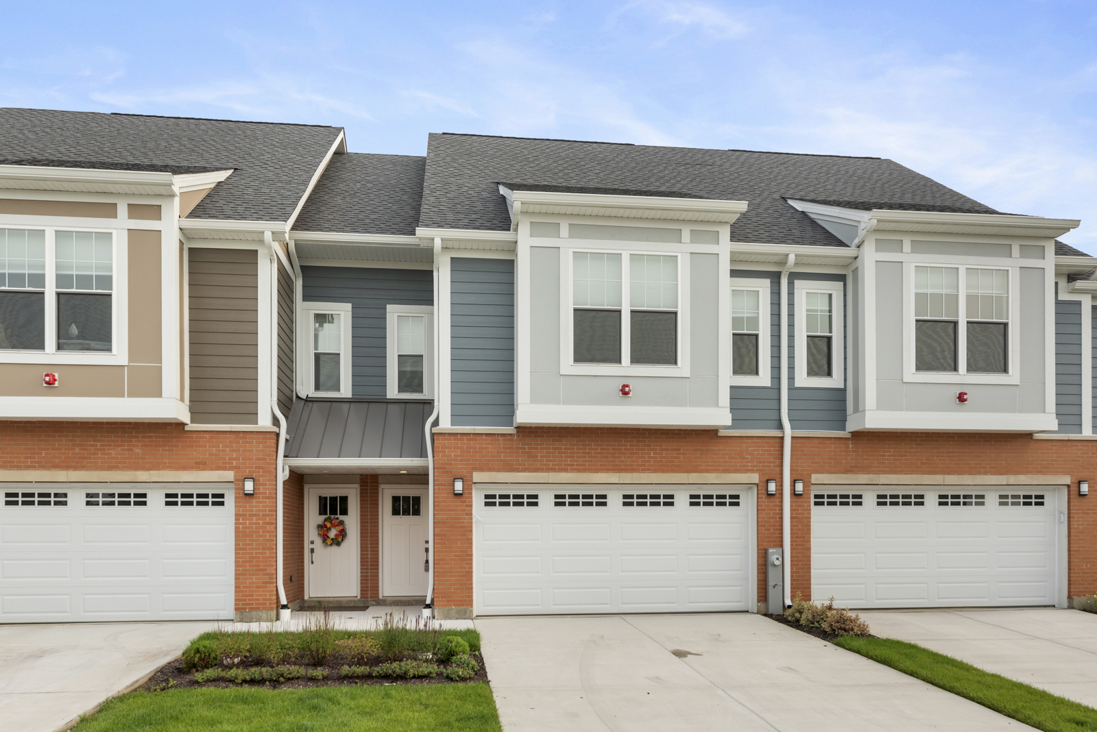 28295 Torch Parkway Property Photo 1