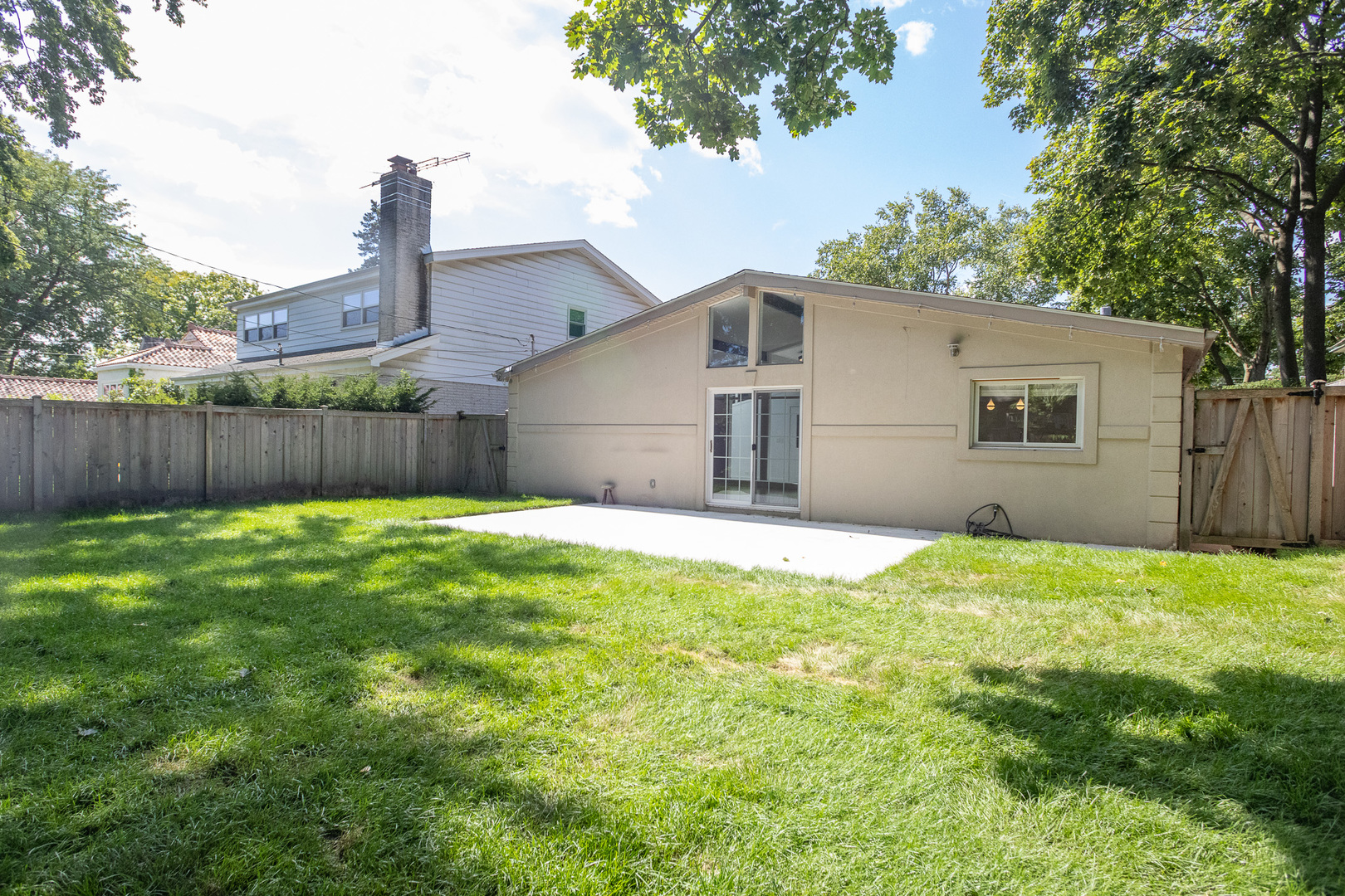 523 Green Bay Road Property Photo 18