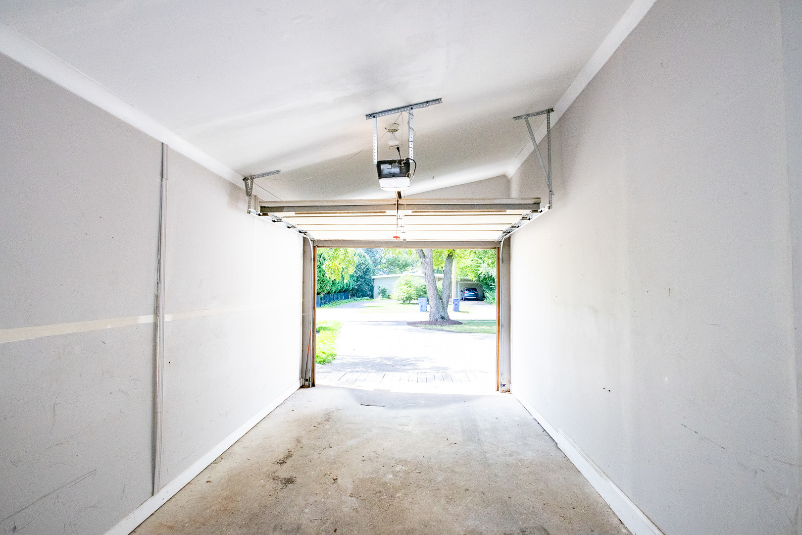 523 Green Bay Road Property Photo 19
