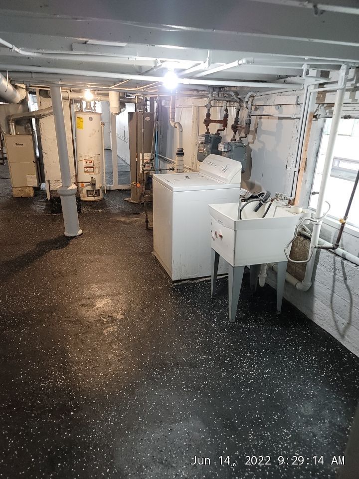 8834 S Exchange Avenue Property Photo 19