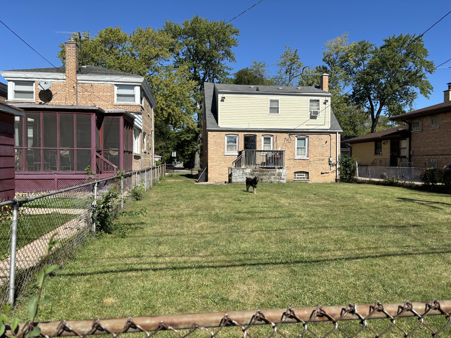 545 E 86th Street Property Photo 21