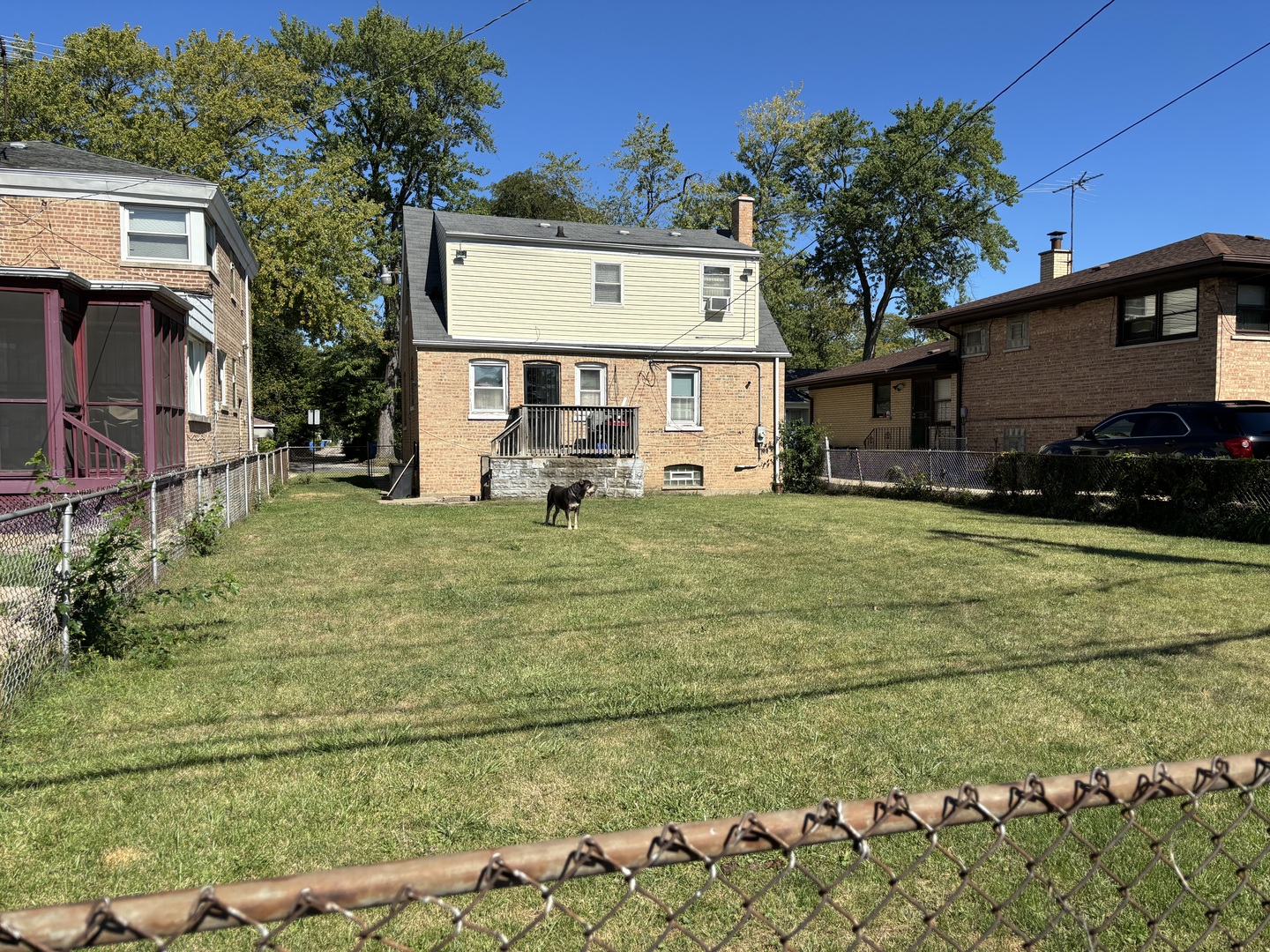 545 E 86th Street Property Photo 22