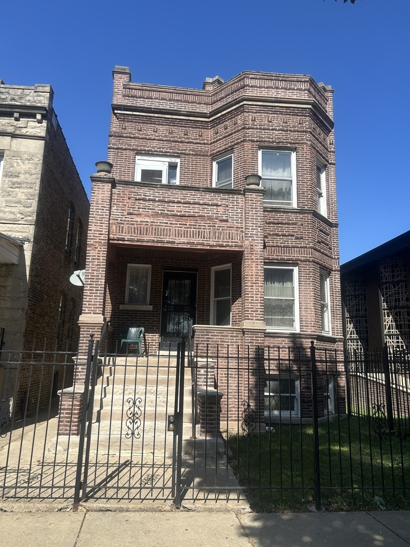 4810 W Washington Boulevard Property Photo 1