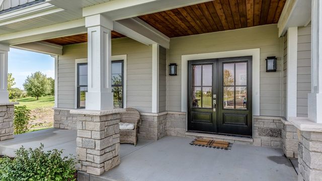 668 Cumberland Lane Property Photo 6