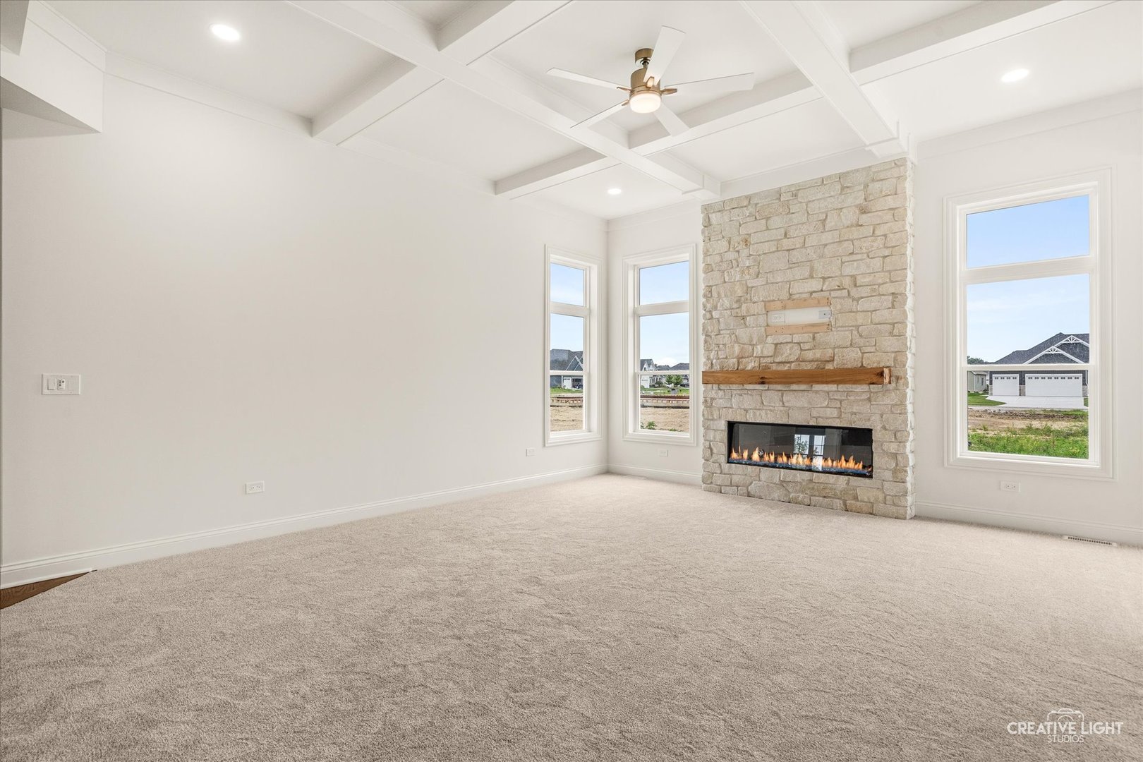 676 Cumberland Lane Property Photo 13