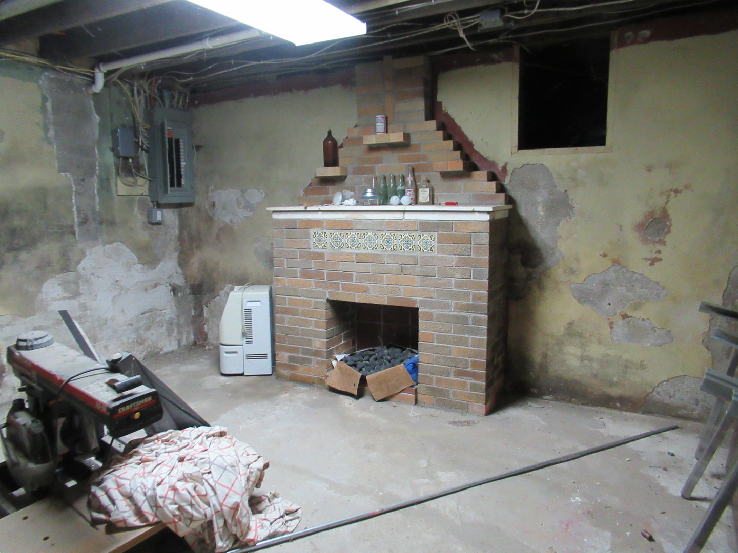 942 E State Street Property Photo 30