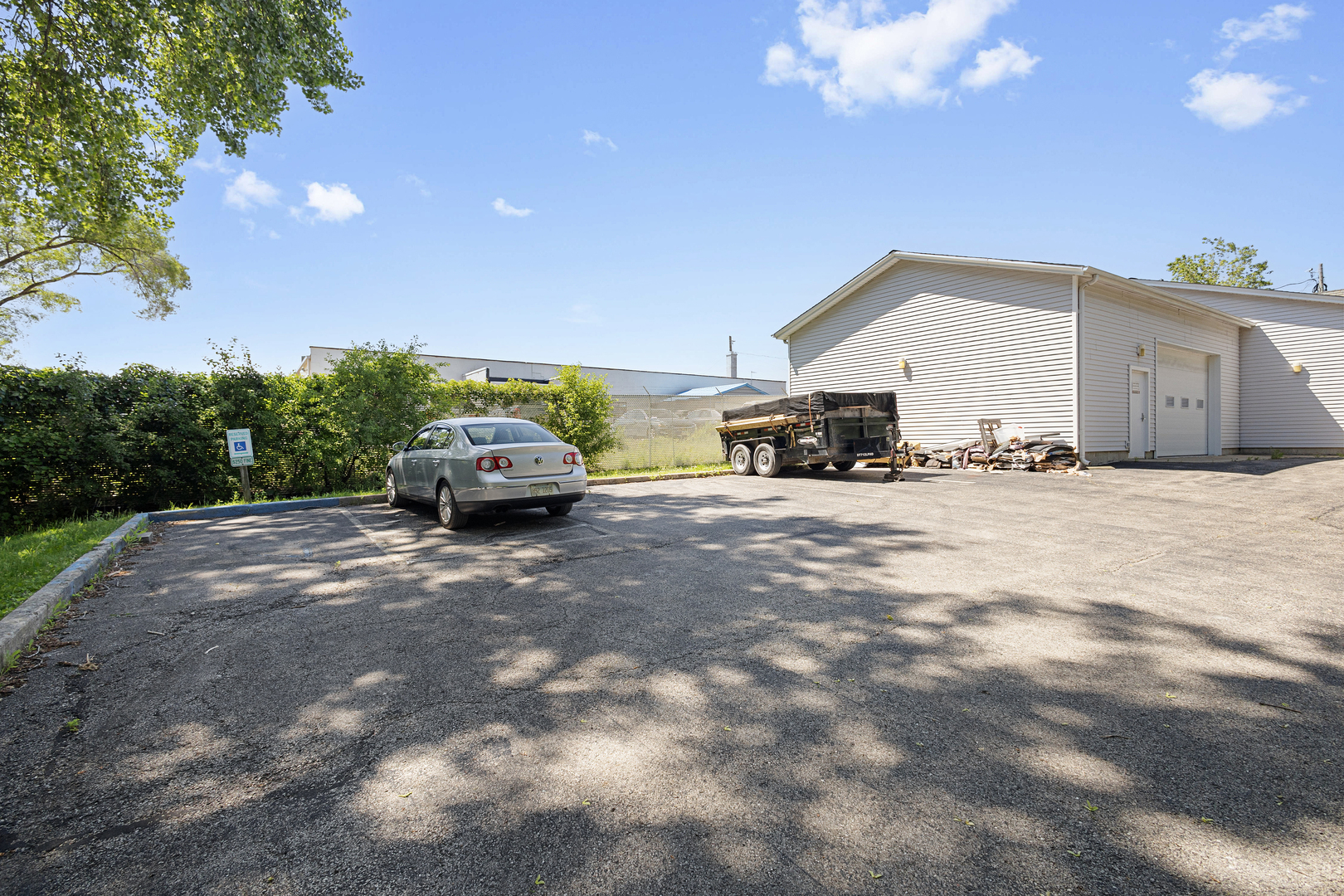 942 E State Street Property Photo 46