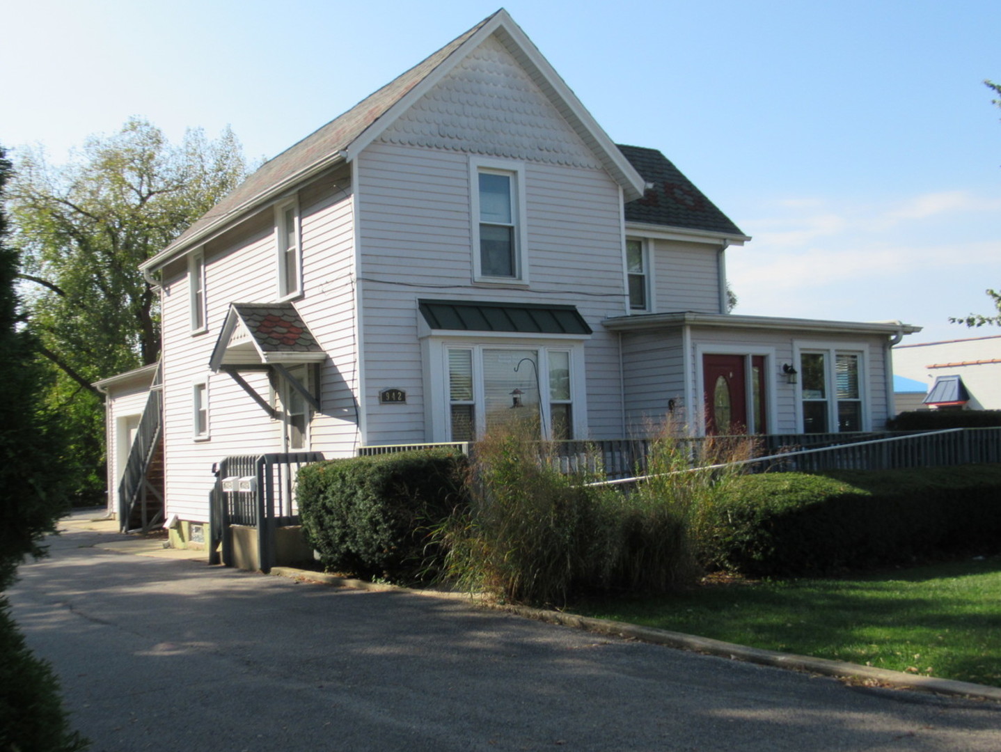 942 E State Street Property Photo 49