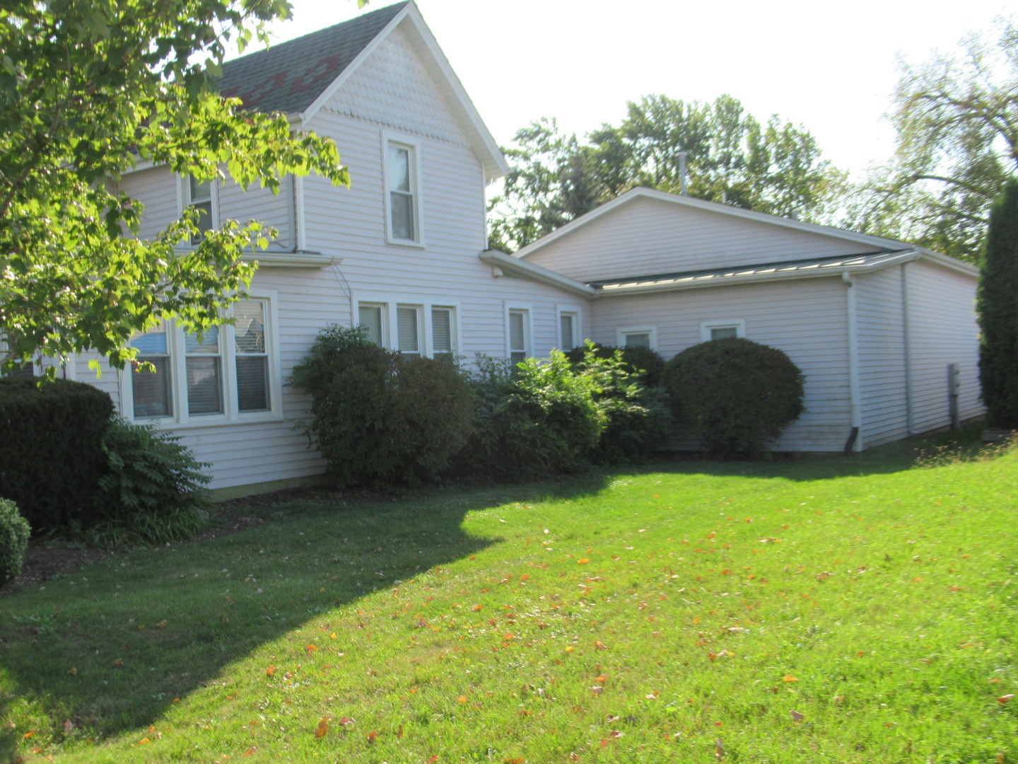 942 E State Street Property Photo 51