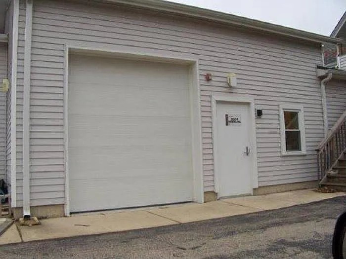 942 E State Street Property Photo 55