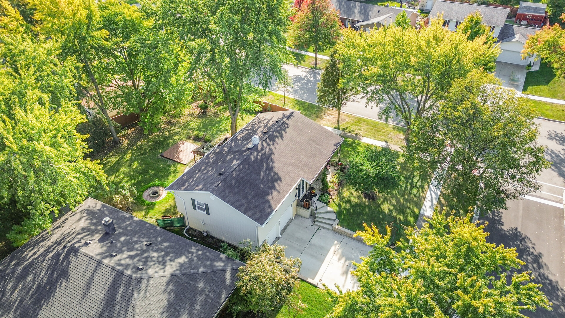 795 Plymouth Road Property Photo 5