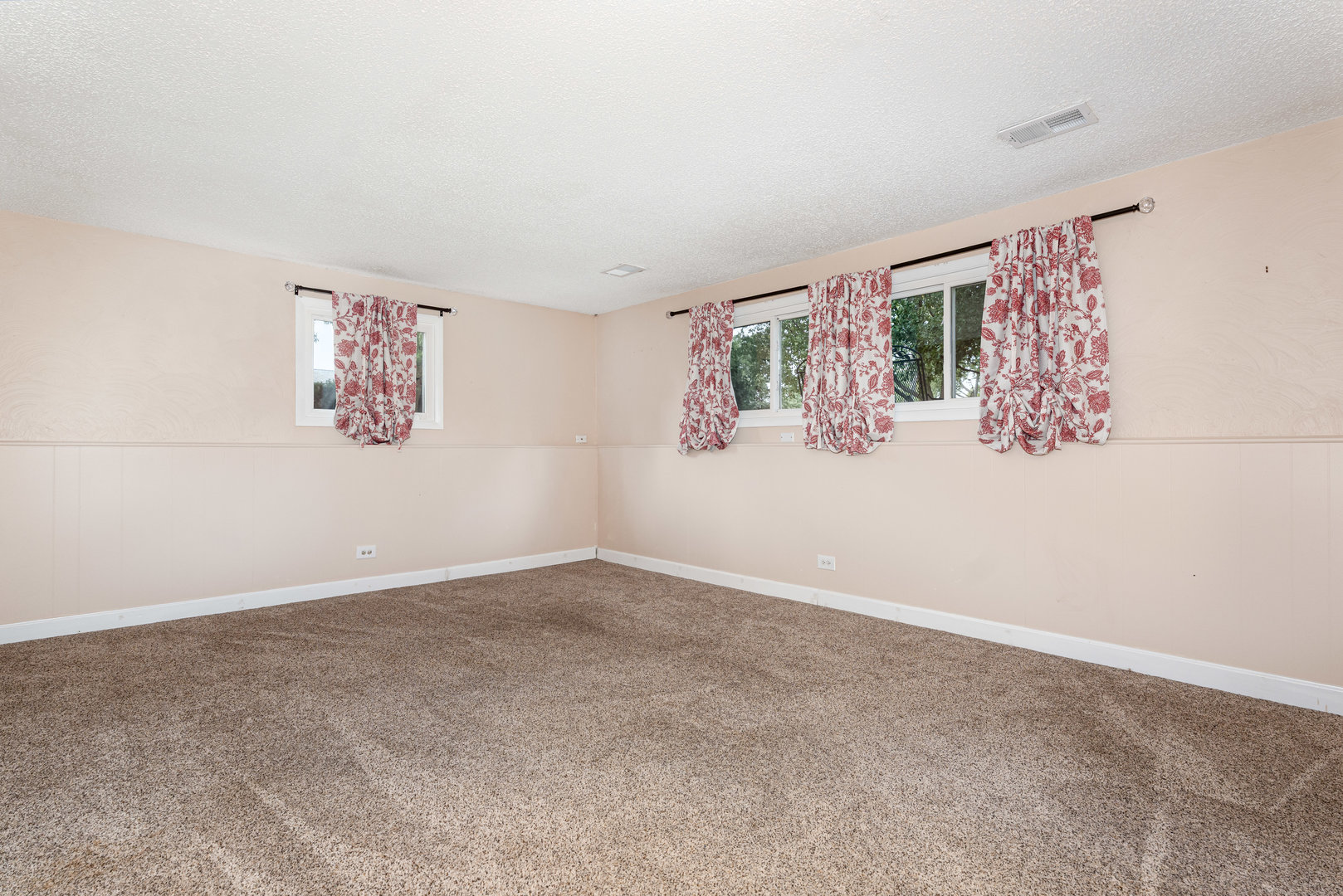 795 Plymouth Road Property Photo 36