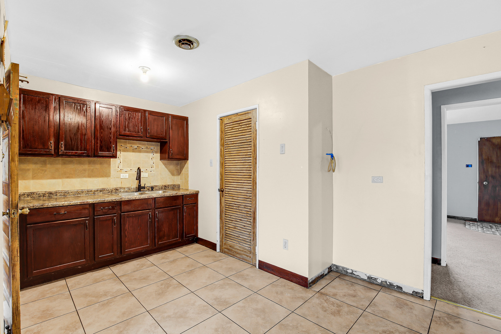 1494 Stanley Boulevard Property Photo 6