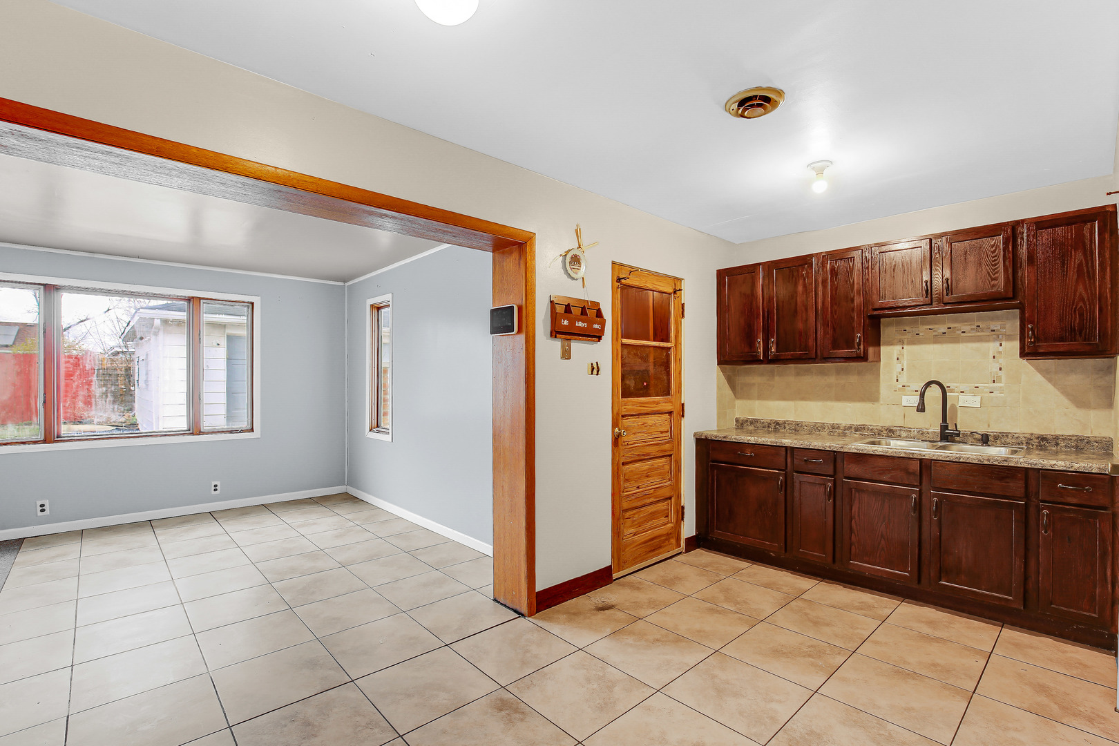 1494 Stanley Boulevard Property Photo 7