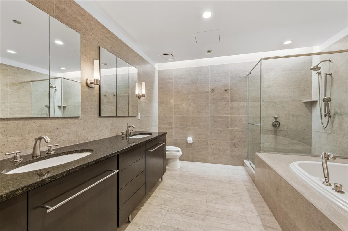 401 N Wabash Avenue 31g Property Photo 8