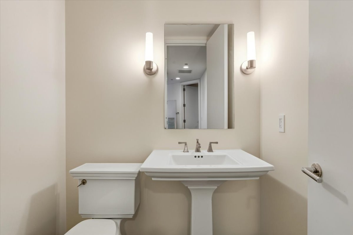 401 N Wabash Avenue 31g Property Photo 13