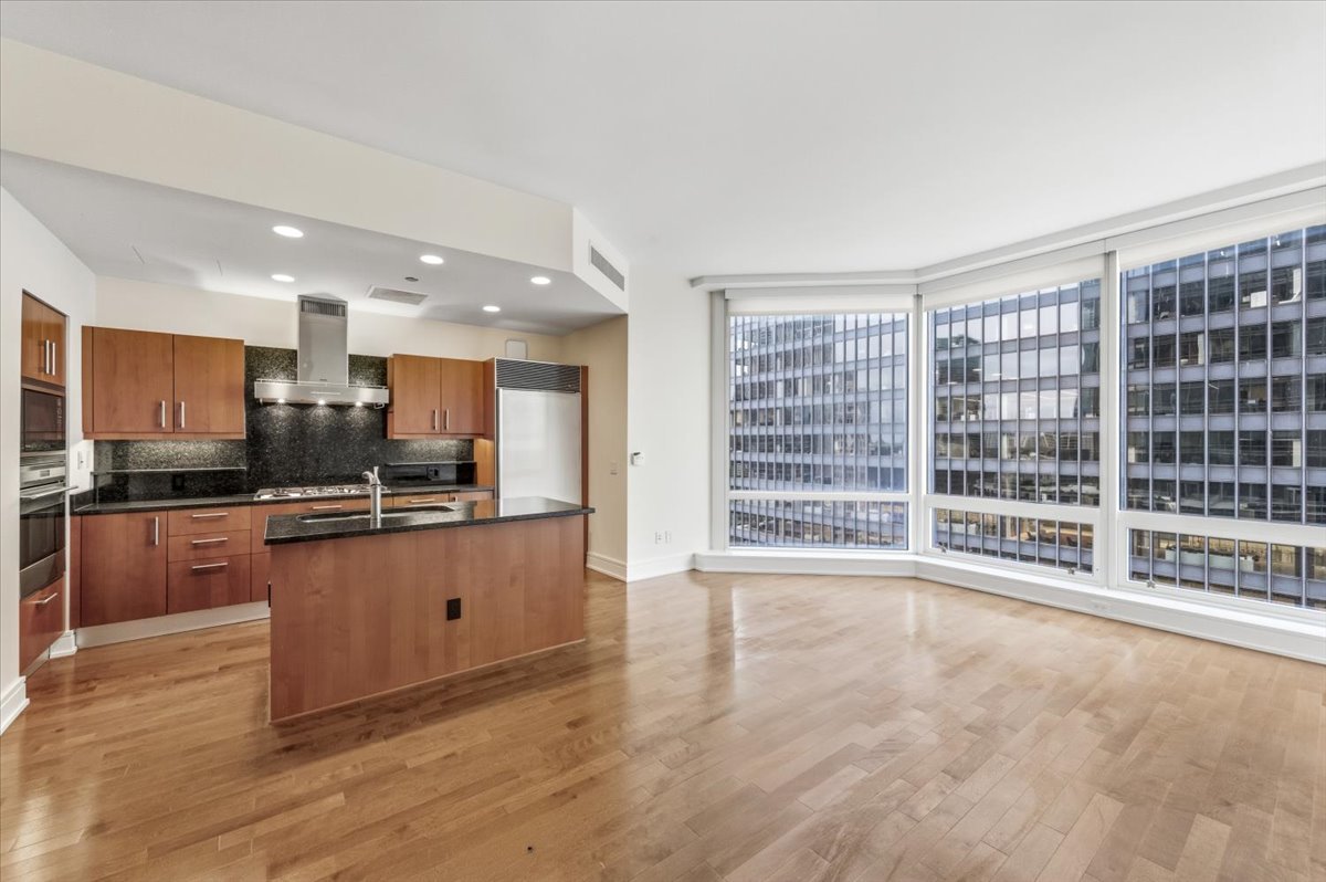 401 N Wabash Avenue 31g Property Photo 15
