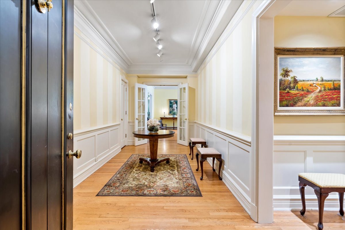 12485530 Property Photo 2