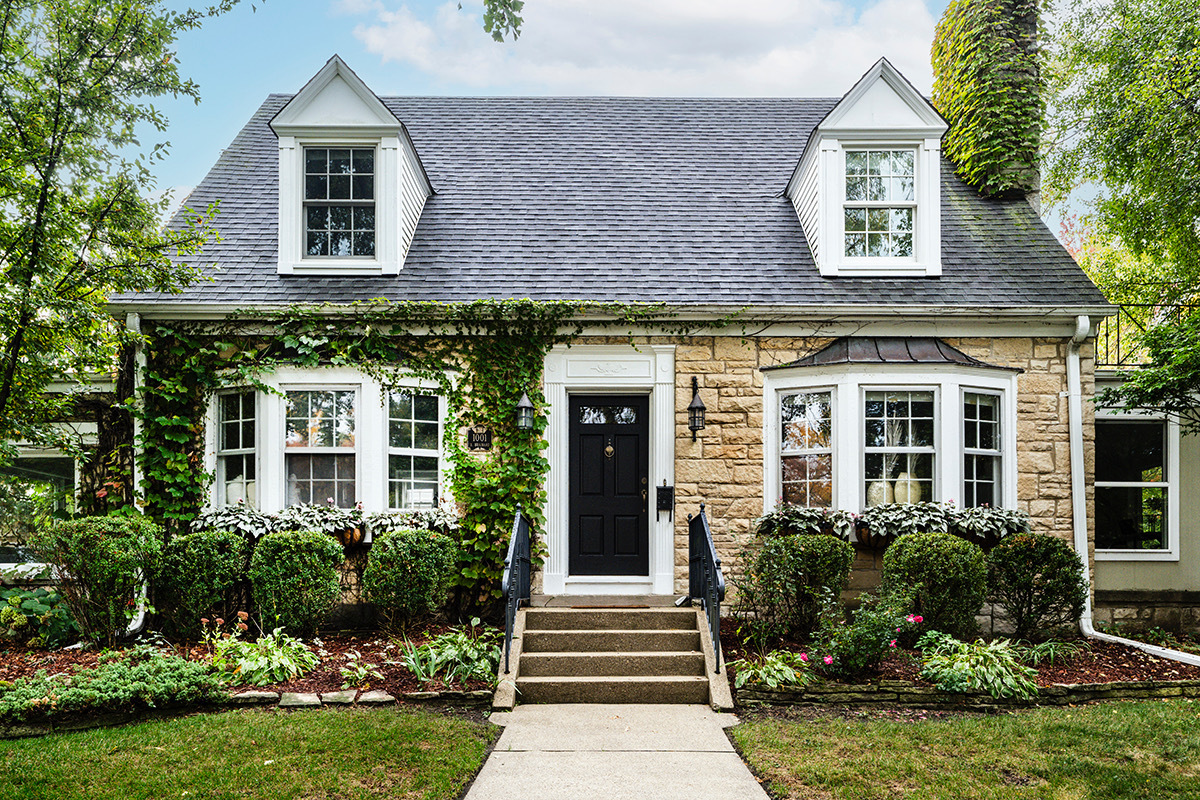 1001 S Brainard Avenue Property Photo 1