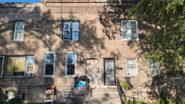 10710 S Langley Avenue Property Photo 1