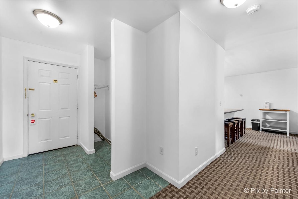12486445 Property Photo 6